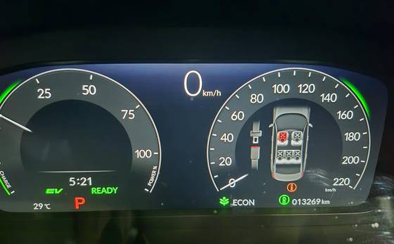 HONDA CIVIC 2.0 DI e:HEV TOURING e-CVT HONDA CIVIC 2.0 DI e:HEV TOURING e-CVT